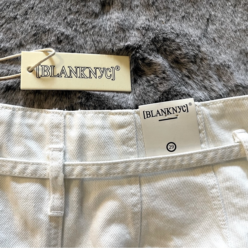 NWT BlankNYC white denim high waisted shorts head in the clouds size 29 belted - Picture 7 of 13